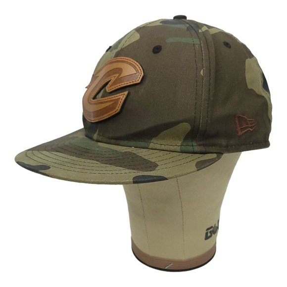 New Era 9Fifty Cleveland Cavaliers Camo Snapback Cap Trucker Basketball NBA Hat - Picture 3 of 12